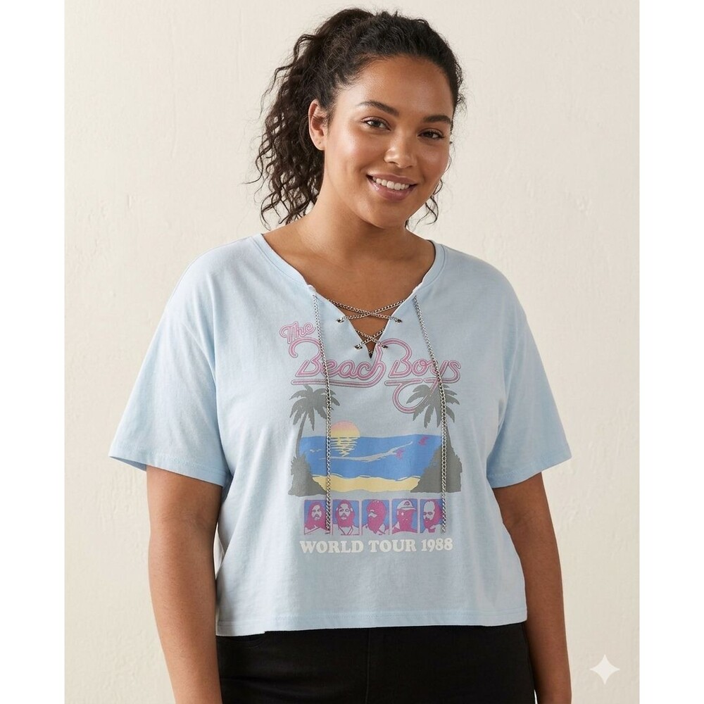 ⭐The Beach Boys World Tour 1988 Graphic Tee Women's 1XL Light Blue Lace Up Crop⭐